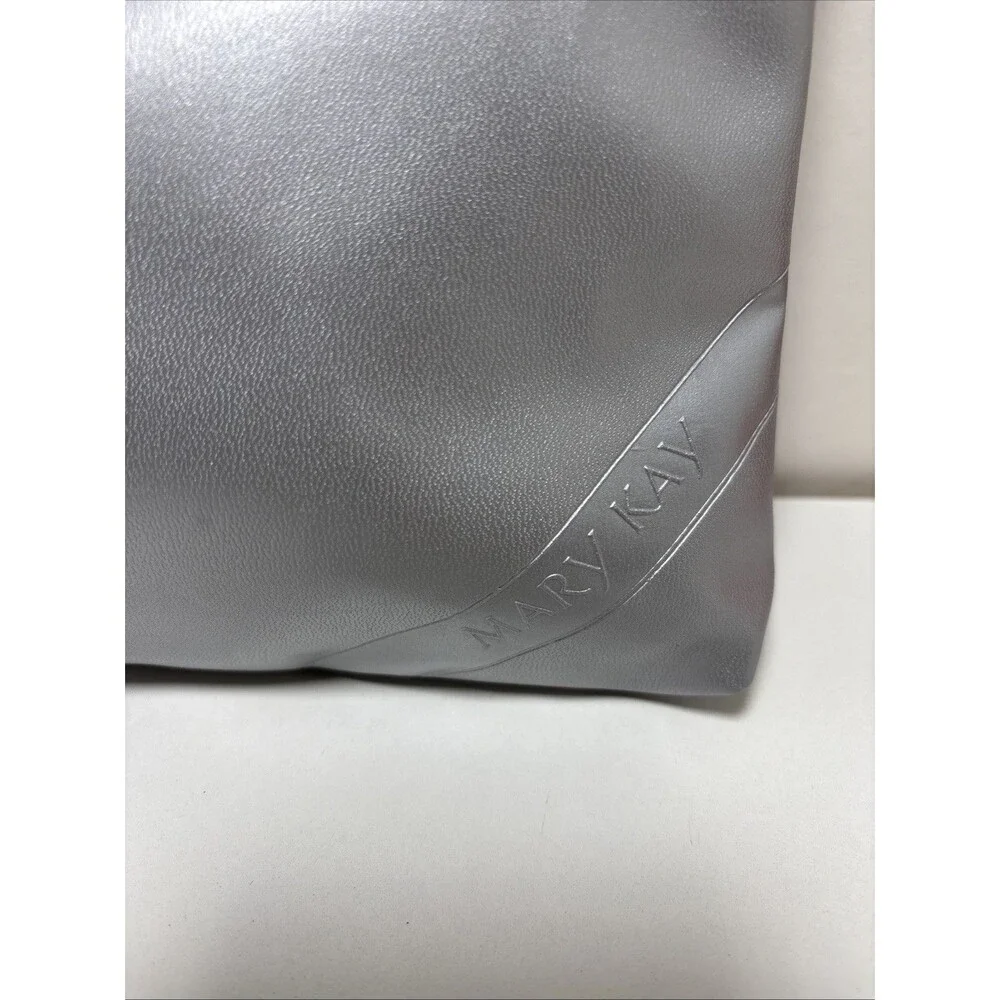 mary kay silver metallic cosmetic bag